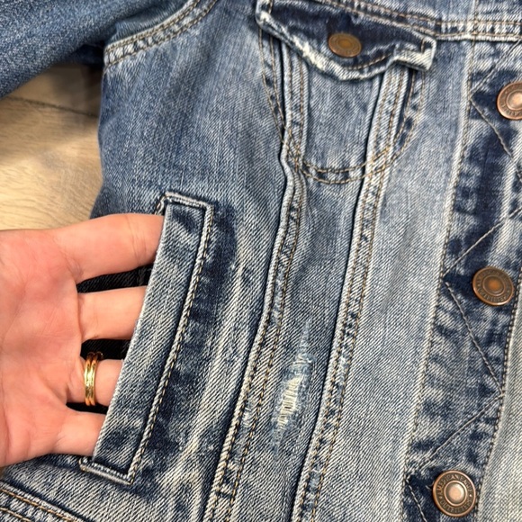 American Eagle Outfitters Women's Blue Denim Jacket - Picture 5 of 12